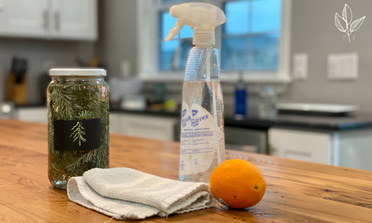How to Explain the Chemistry of Cleaning with Vinegar