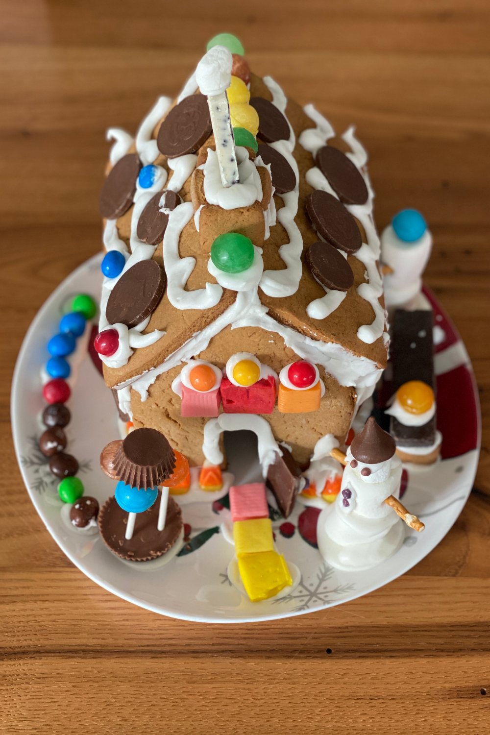 Simple Gingerbread House Icing Recipe