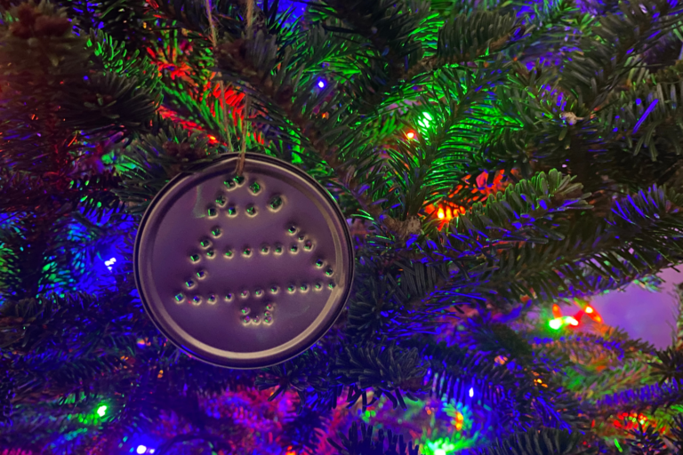 How to Transform Metal Lids into Holiday Ornaments