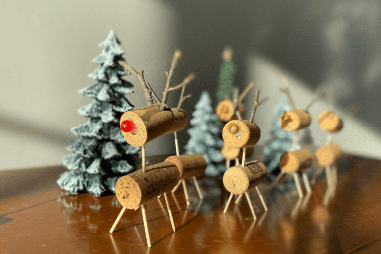 How To Make Reindeer With Natural Wine Corks FREE Video Tutorial   297C0792 7579 43DF B995 7C9D6992E1CA 768x512 