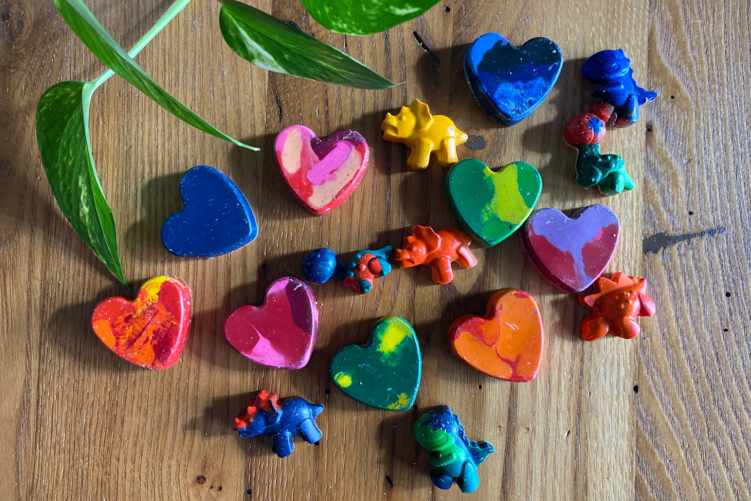 How to Upcycle Old Crayons into Valentine’s Day Party Favors for Kids + Free Valentine Printables