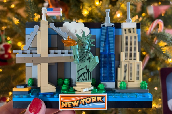 How Do You Wrap an Experience Gift?